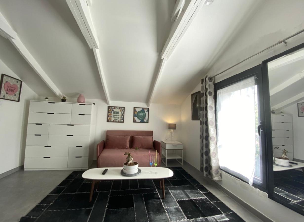 Trendy Studios Tassin Dış mekan fotoğraf